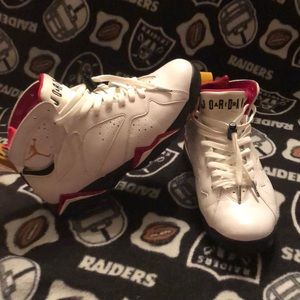 AIR JORDAN 7 RETRO "2011 CARDINAL Size 8 no box.